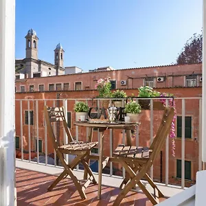  Appartamento Townhouse By The Spanish Steps
